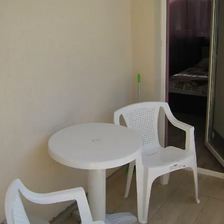 Romance Apartamento